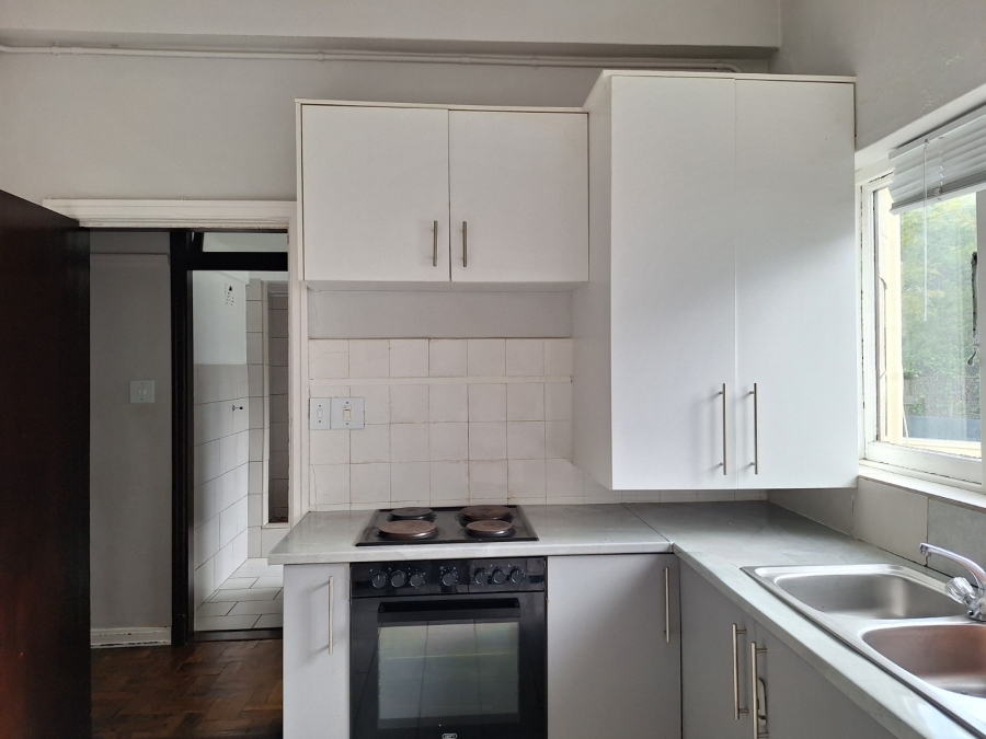 To Let 3 Bedroom Property for Rent in Kenilworth Western Cape